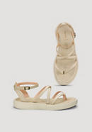strappy sandal