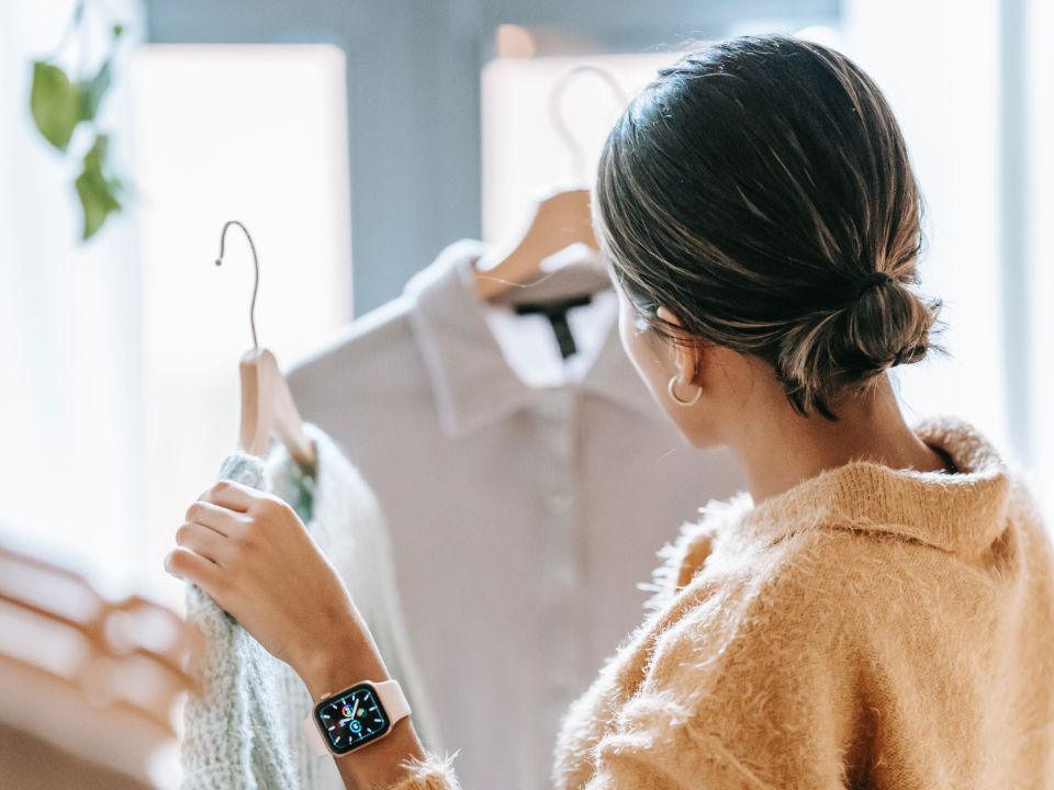 Retail-Mitarbeiterin im Store